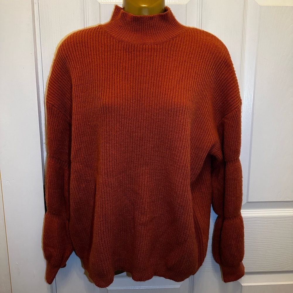 ePretty Burnt Orange Sweater NEW $79